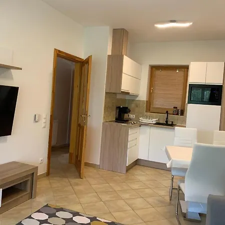 דירות בלטונללה Simon Apartman מראה חיצוני תמונה